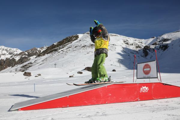 ecoloski ecole ski internationale barèges